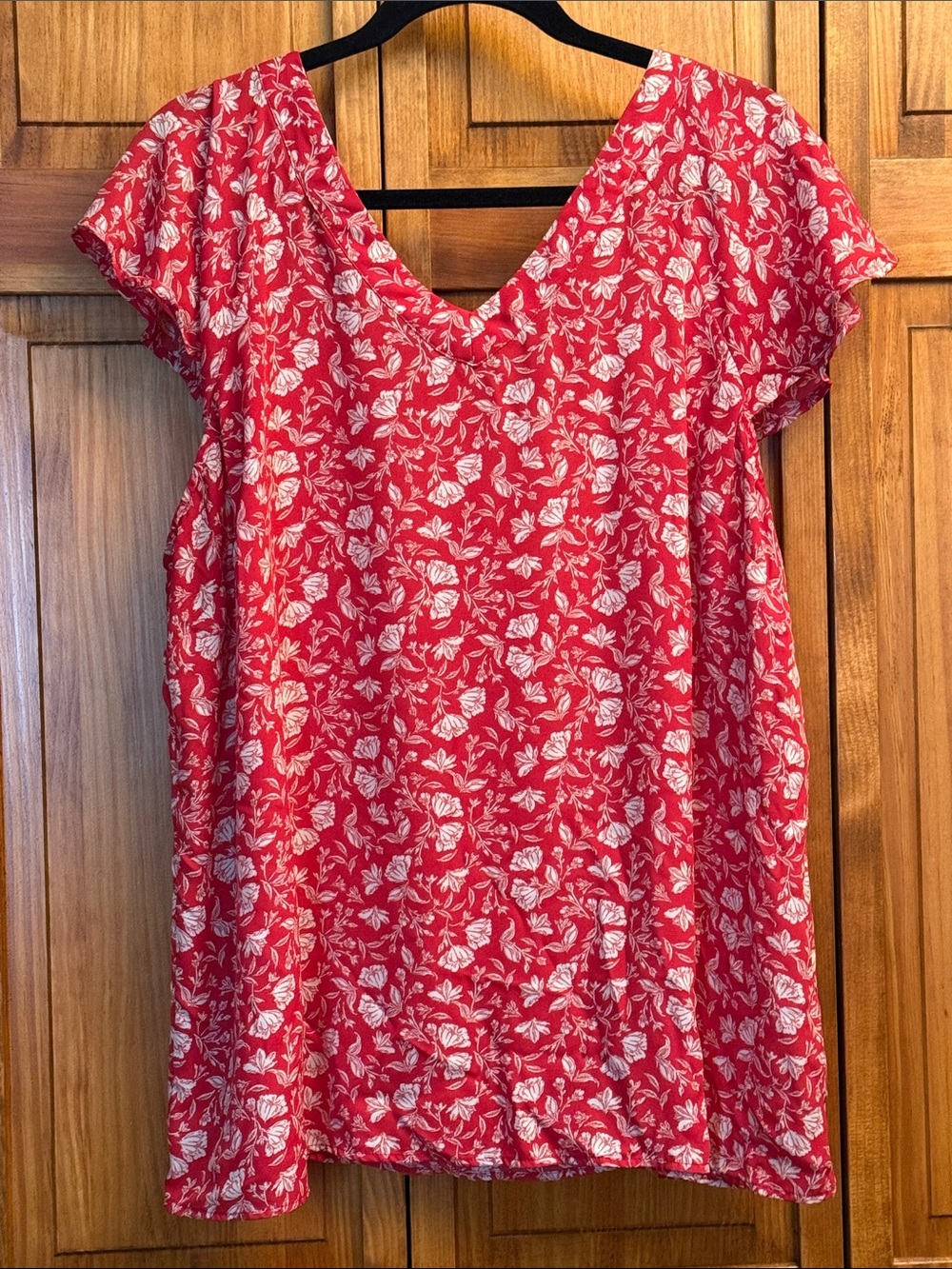 NWOT 2xl Beautiful orange Floral V-Neck Short Sleeve Tunic